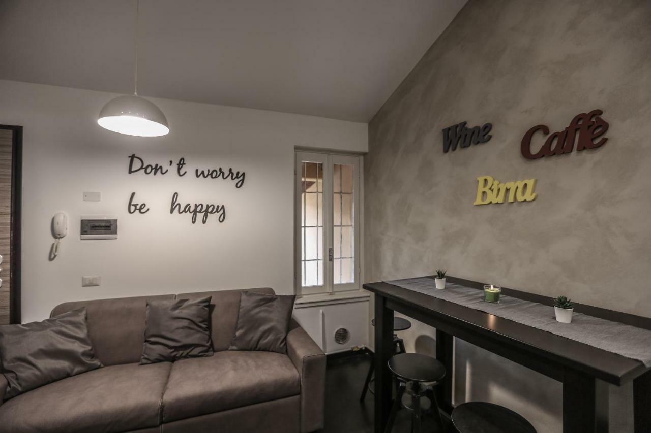 Stylish Apartment Near Duomo Милан Экстерьер фото