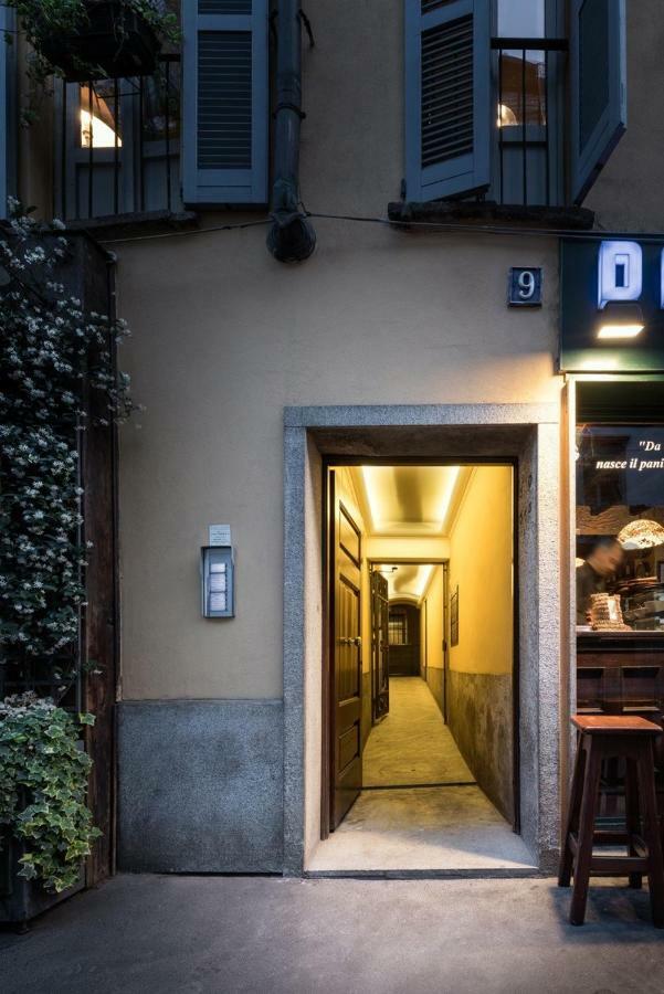 Stylish Apartment Near Duomo Милан Экстерьер фото